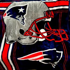 New England Patriots throw blanket